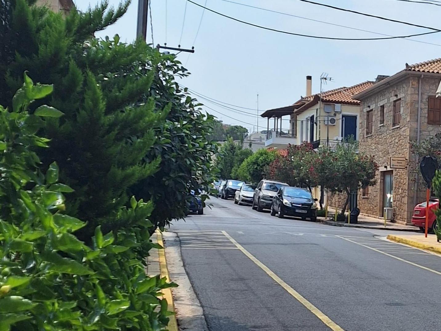 Family Stone Apartment Kyparissia Exterior photo