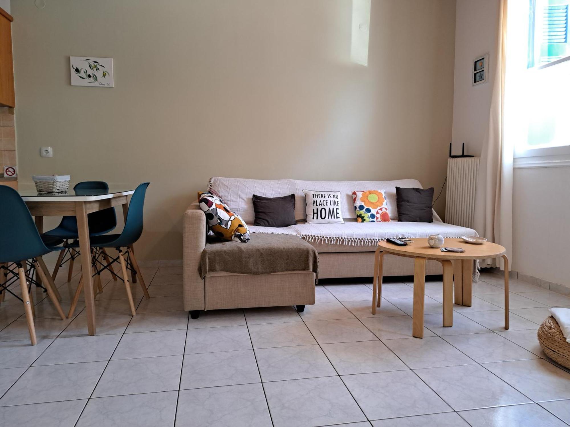 Family Stone Apartment Kyparissia Exterior photo